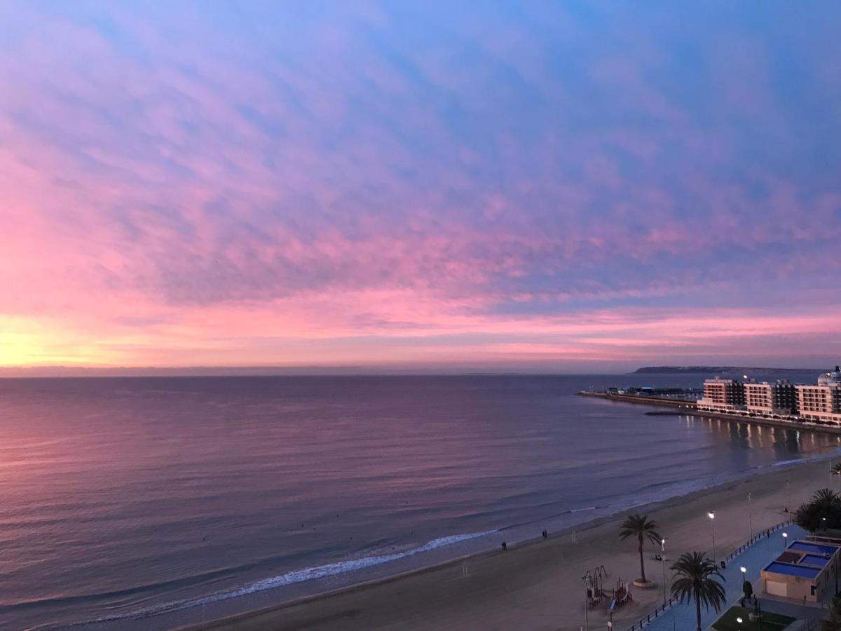 אליקאנטה Apartamento Con Vistas Al Mar Primera Linea De Playa Del Postiguet מראה חיצוני תמונה